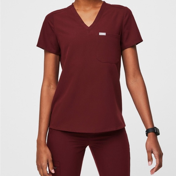 FIGS Burgundy Set - Picture 2 of 3